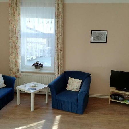 Ferienwohnung Am Torbogen Люббенау Экстерьер фото