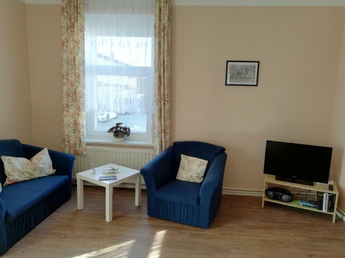 Ferienwohnung Am Torbogen Люббенау Экстерьер фото