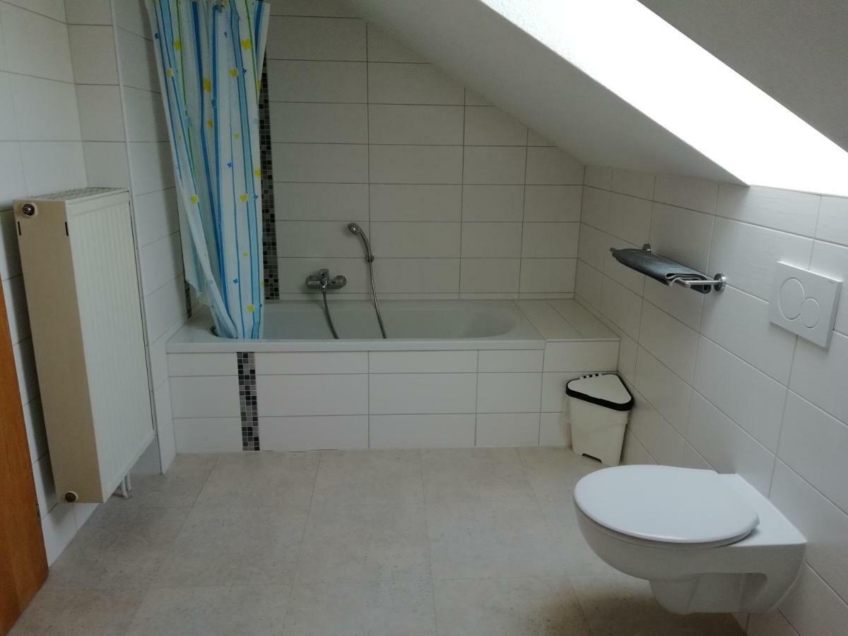 Ferienwohnung Am Torbogen Люббенау Экстерьер фото